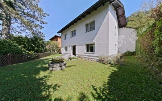 IHRE CHANCE: 5-ZIMMER-HAUS + ca. 600 m² EIGENGRUND +NUR 339.000,- +GRÜNRUHELAGE+DOPPELGARAGE+KELLER