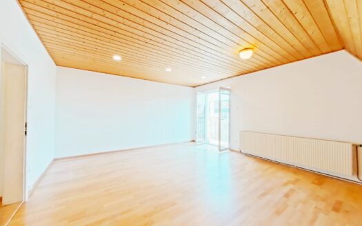 IHRE CHANCE 75 m² DACHWOHNUNG +2 x BALKONE 10 m² +GRÜNRUHELAGE +SAARPLATZ-NÄHE +FREI VERMIETBAR!