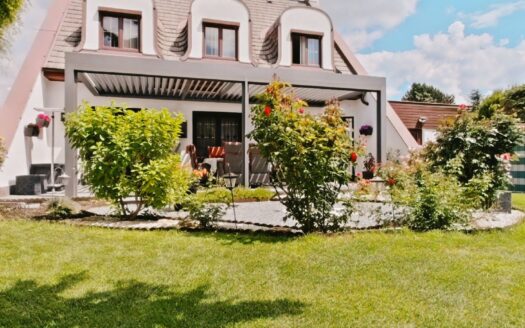 IHRE CHANCE: 126 m²-VILLA +517 m² EIGENGRUND +U2 U-BAHN NÄHE +GRÜNRUHELAGE+DOPPELGARAGE+KELLER