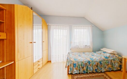 IHRE CHANCE: 192 m²-VILLA +719 m² EIGENGRUND +GRÜNLAGE +GARAGE +VOLLKELLER