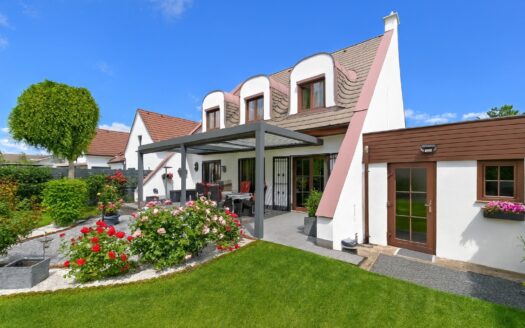 IHRE CHANCE: MODERNE EFH-VILLA +500 m² EIGENGRUND + GARTEN & TERRASSE +U2 U-BAHN NÄHE +FLUGZEUGFREI