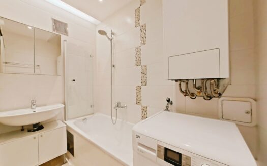 IHRE CHANCE FÜR DEN 5., NÄHE SCHLOSS-QUADRAT +TOP-ZUSTAND: 2-ZIMMER-CITY-WOHNUNG+EXTRA KÜCHE