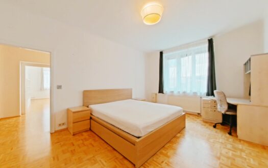 IHRE CHANCE FÜR DEN 5., NÄHE SCHLOSS-QUADRAT +TOP-ZUSTAND: 2-ZIMMER-CITY-WOHNUNG+EXTRA KÜCHE