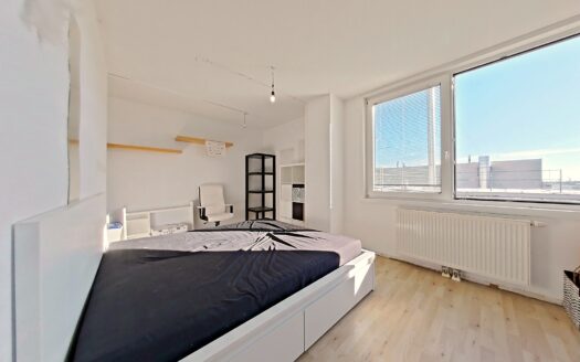 IHRE CHANCE – NOTVERKAUF OBERLAA! 109 m² MAISONETTE + 22 m² RIESEN-TERRASSE +4 ZIMMER +U1 OBERLAA