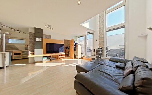 IHRE CHANCE – NOTVERKAUF OBERLAA! 109 m² MAISONETTE + 22 m² RIESEN-TERRASSE +4 ZIMMER +U1 OBERLAA
